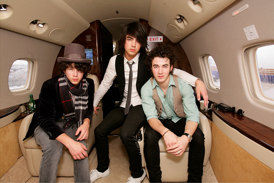 Jonas-Brothers.jpg