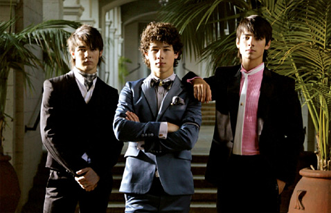 jonas-brothershf.jpg